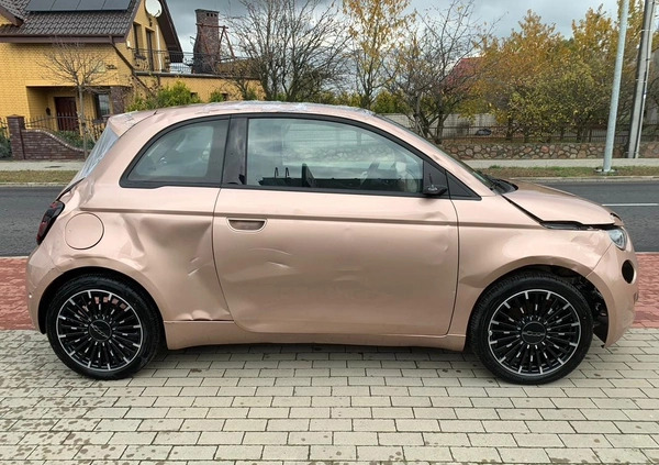 Fiat 500 cena 45900 przebieg: 7190, rok produkcji 2022 z Czersk małe 254